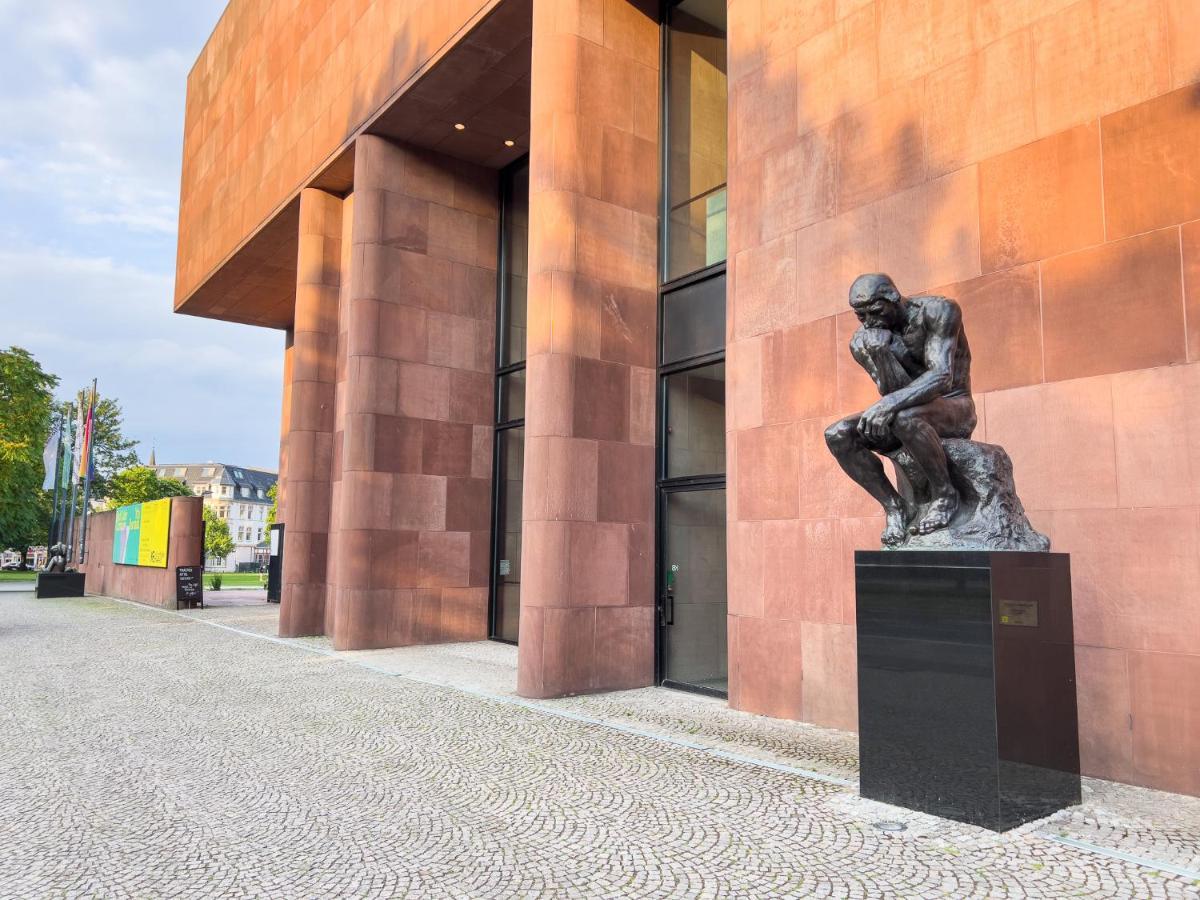 Home By Doni I Apartment An Der Kunsthalle I Parkplatz & Balkon Bielefeld Exterior foto